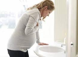 penyebab mual saat hamil dan cara mengatasinya