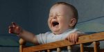 7 Cara Menenangkan Bayi Menangis Tengah Malam Tiba Tiba